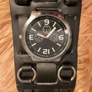 3 prong wide band watch